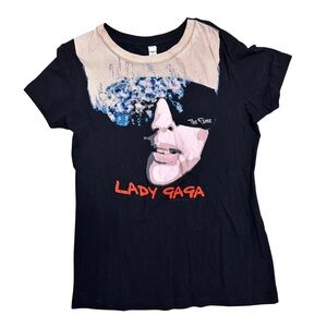 Lady Gaga The Fame Graphic Black T-Shirt Fits Like SZ Medium/Large Casual EUC